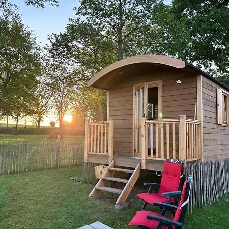 La Roulotte Du Moulin De Thimougies Vakantiehuis